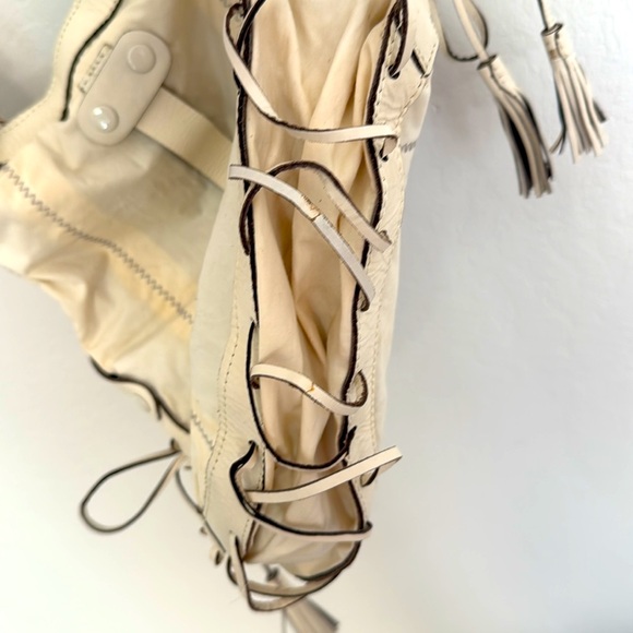 Diesel Cream Wild Angels Bag - Picture 6 of 13